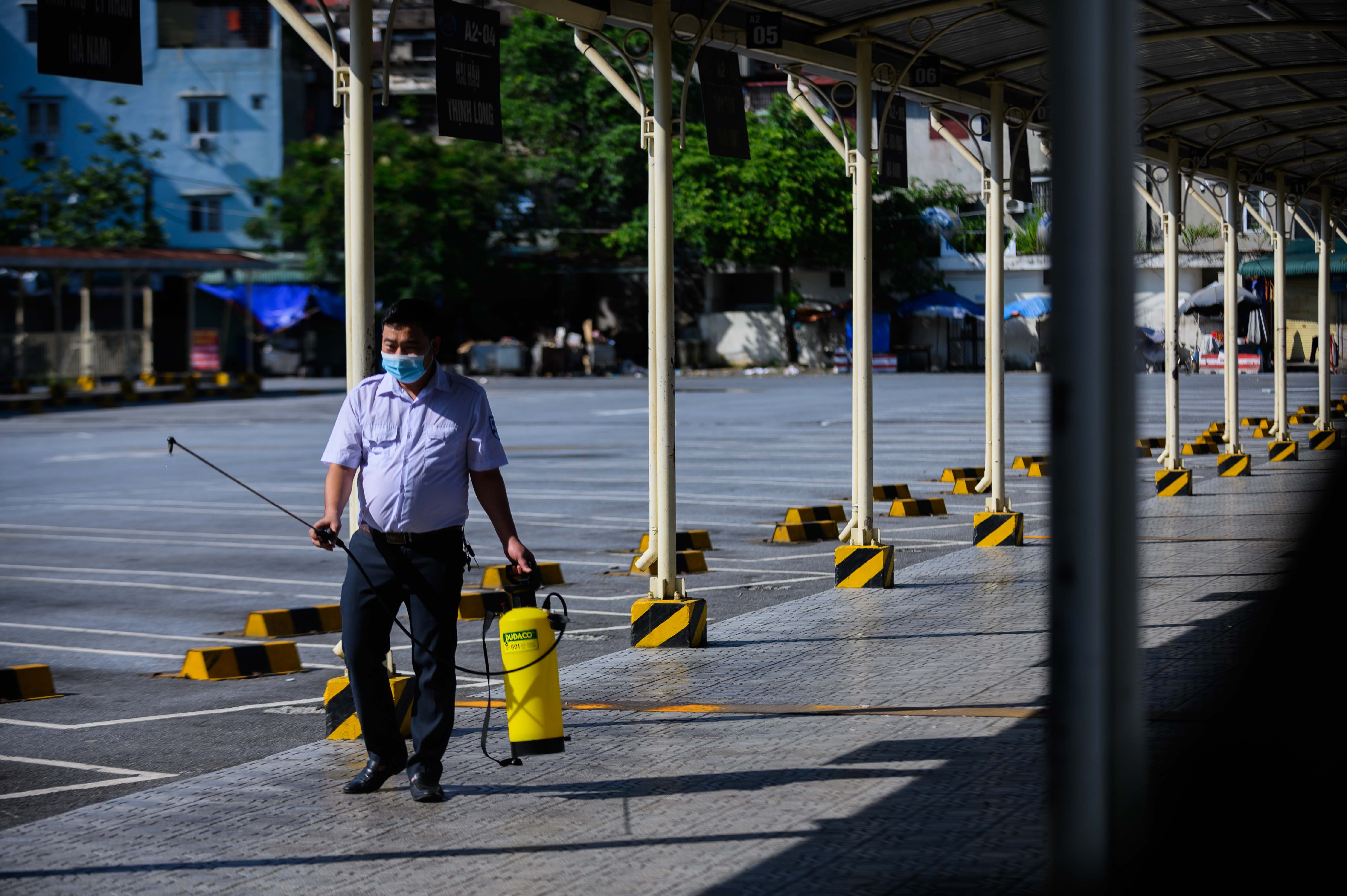 Khoi phuc xe khach lien tinh anh 3