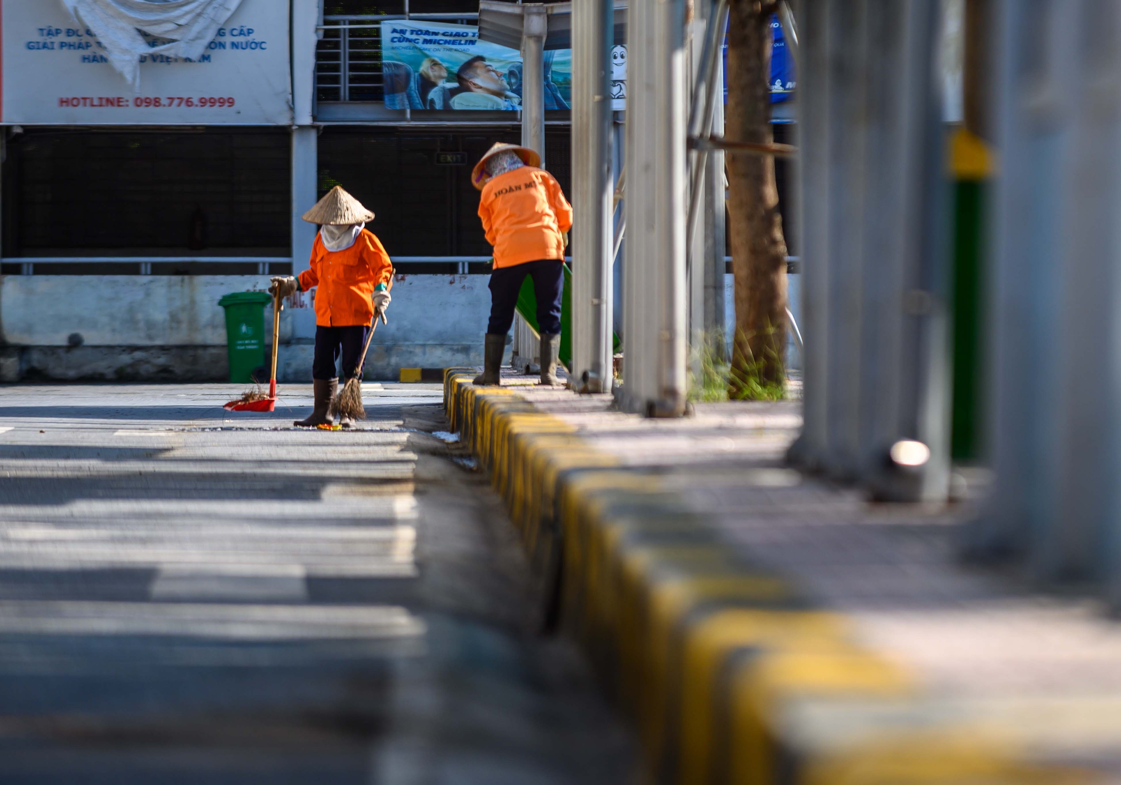 Khoi phuc xe khach lien tinh anh 2