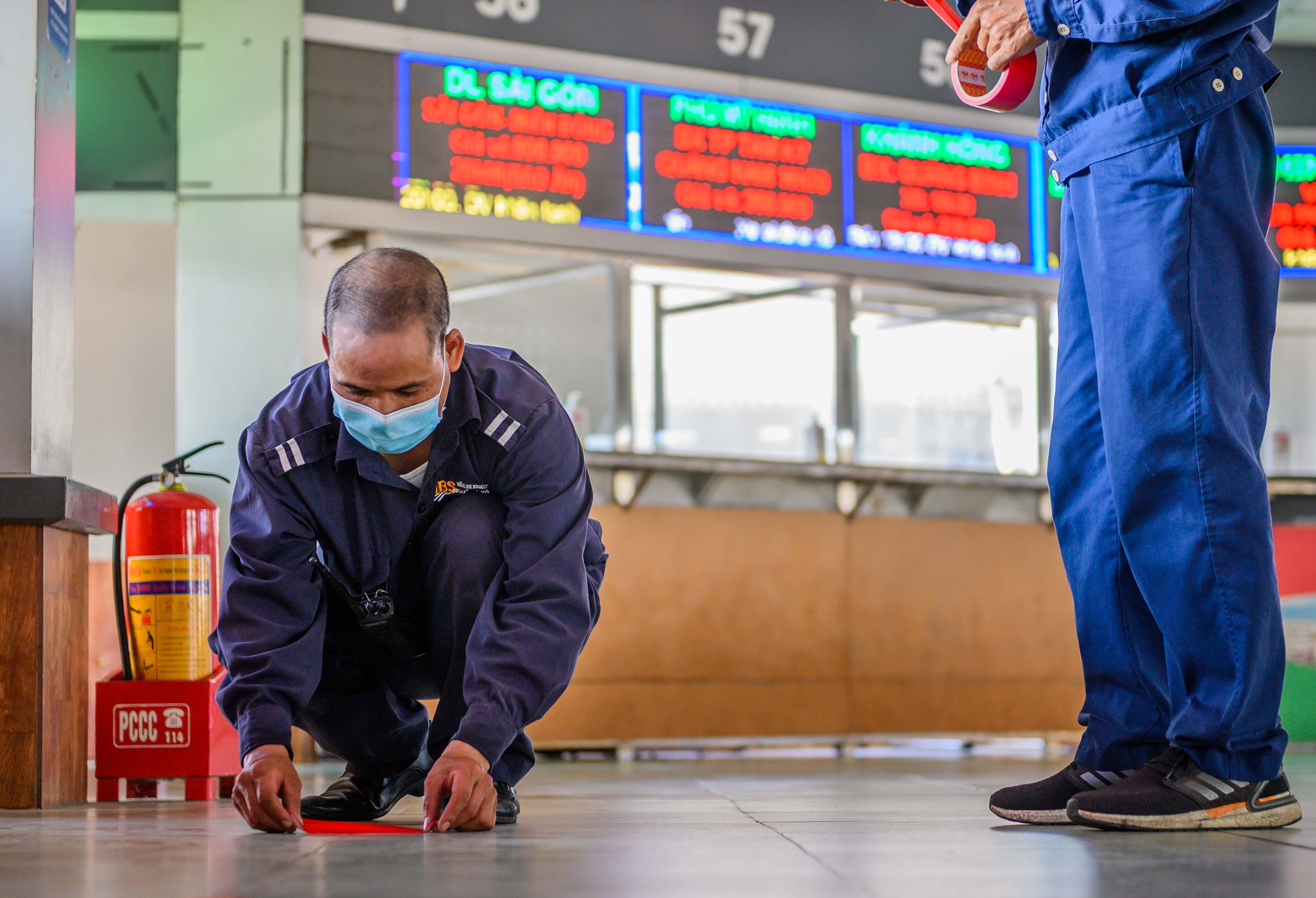 Khoi phuc xe khach lien tinh anh 9