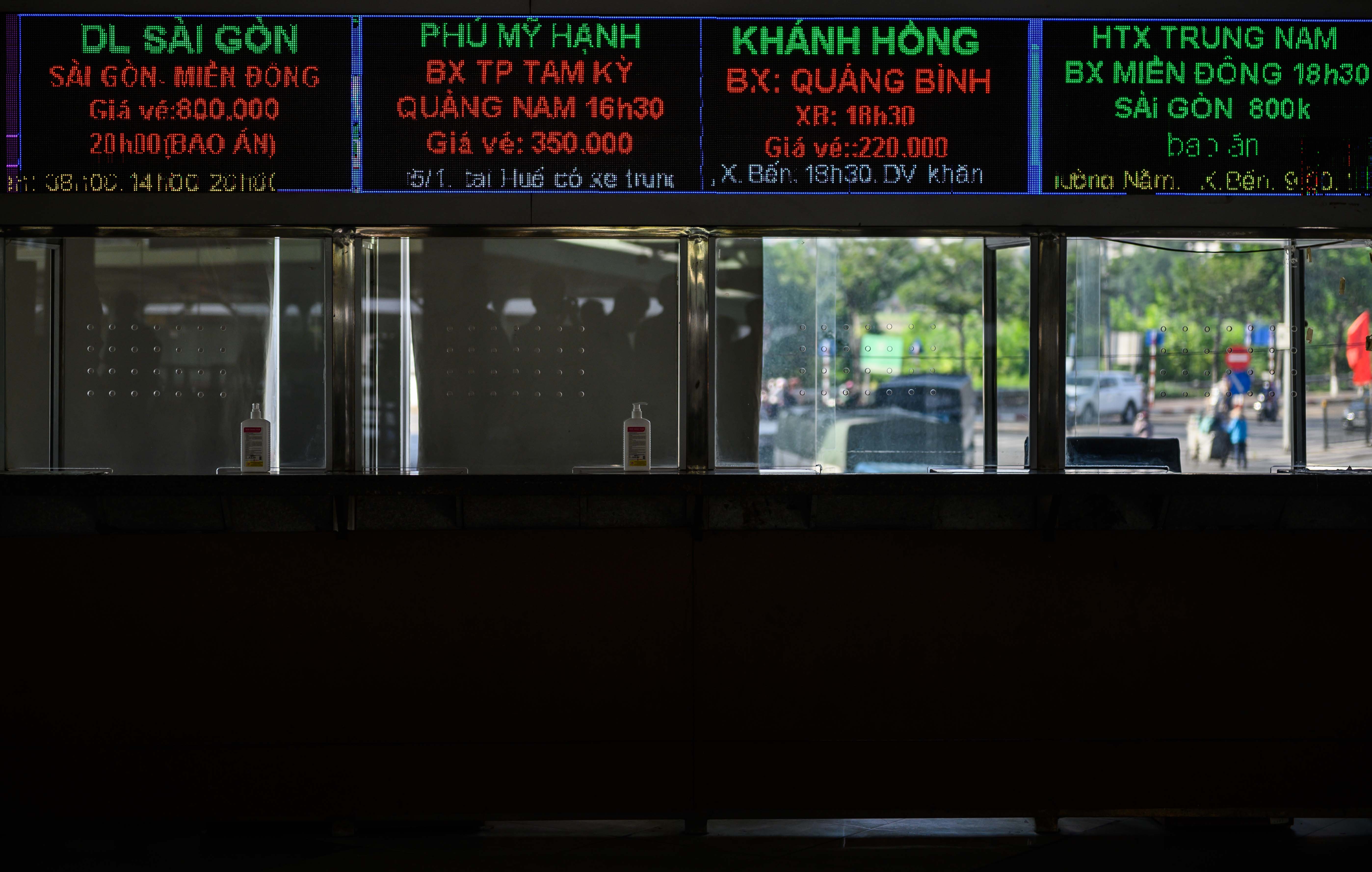 Khoi phuc xe khach lien tinh anh 11