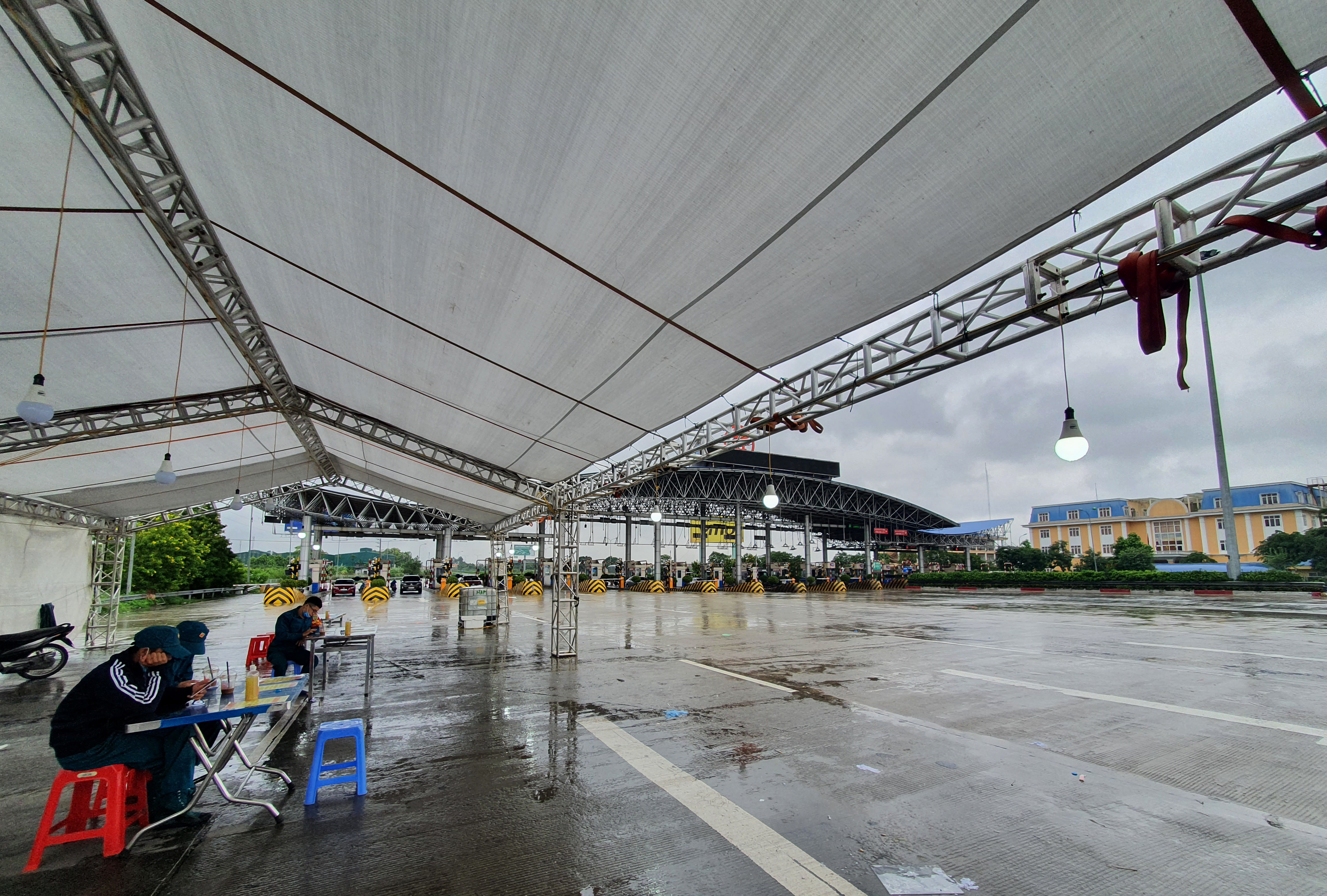 Dung hoat dong chot kiem soat ha noi anh 3