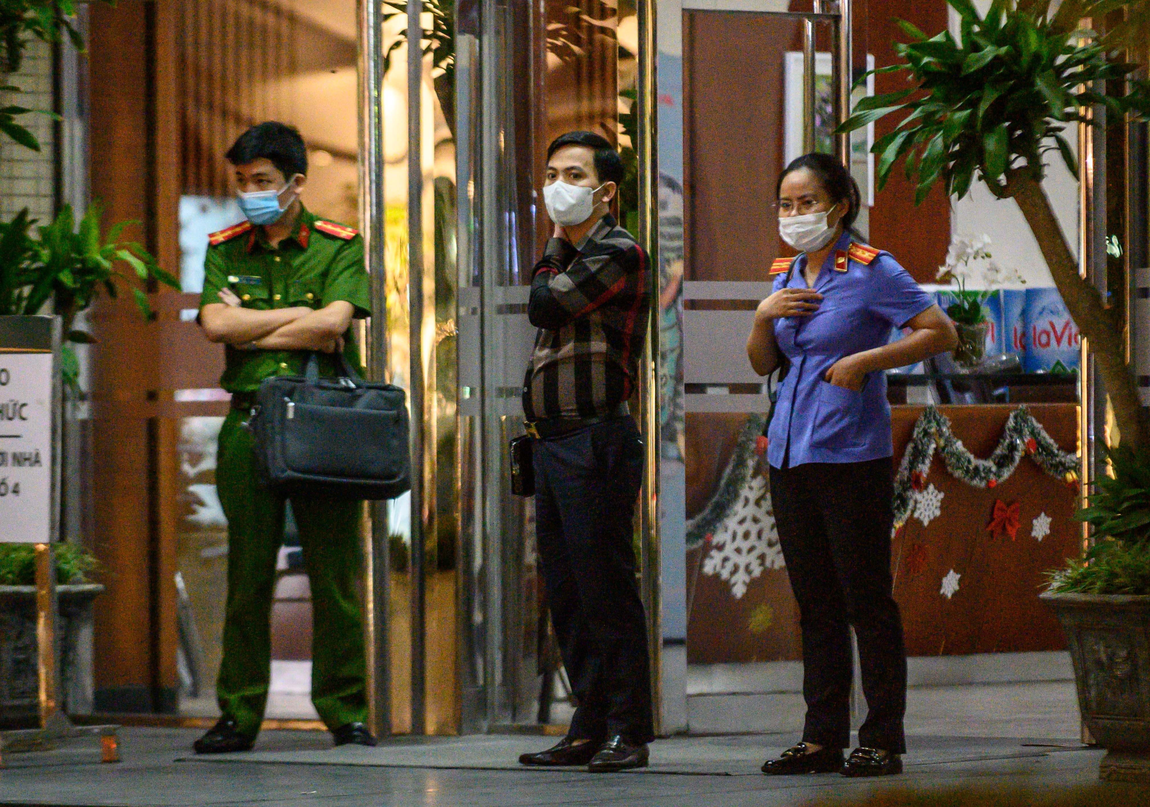 Bat giu ong Nguyen Quang Tuan anh 6