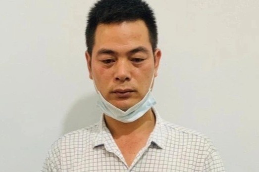 Loi khai nghi pham dam chet vo tai tru so toa an hinh anh