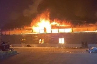 Nha kho hon 5.000 m2 do sap sau vu chay o Cong ty Jufeng hinh anh