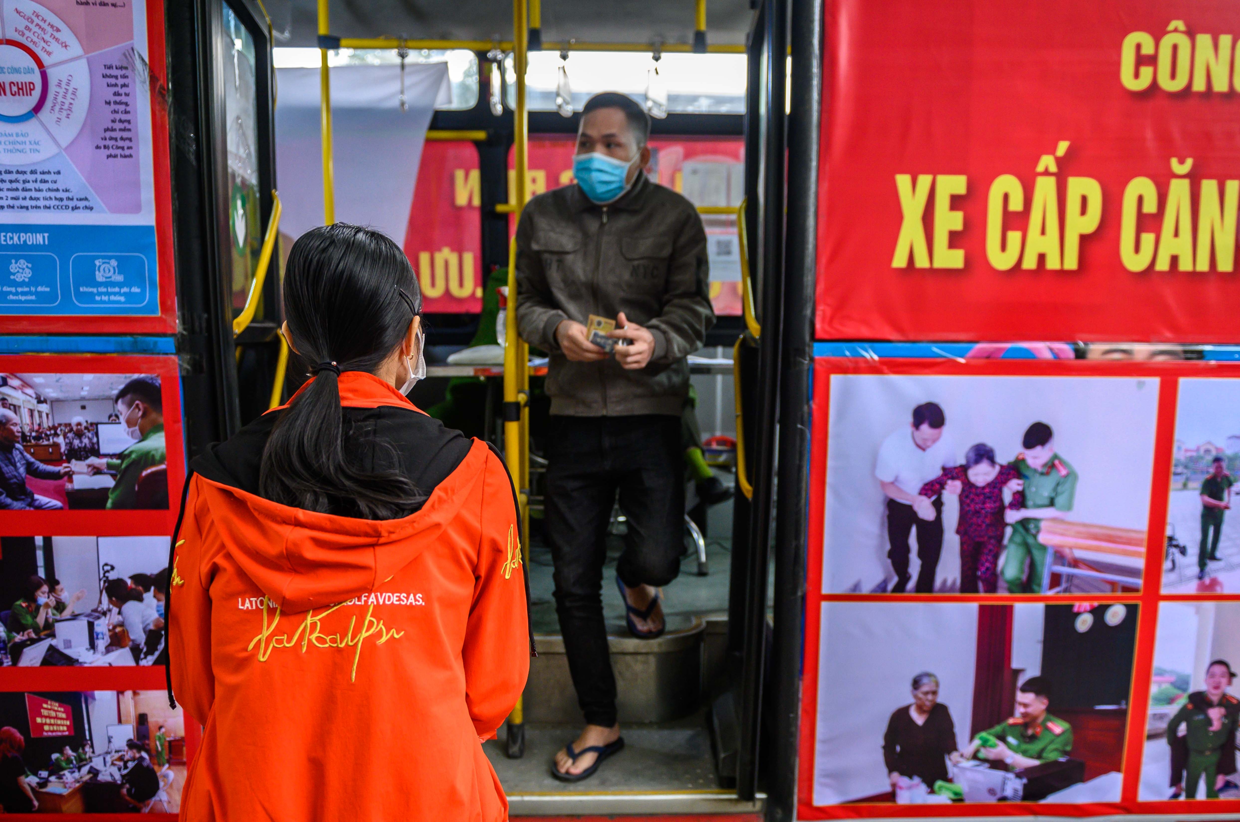 Cap CCCD gan chip luu dong anh 11