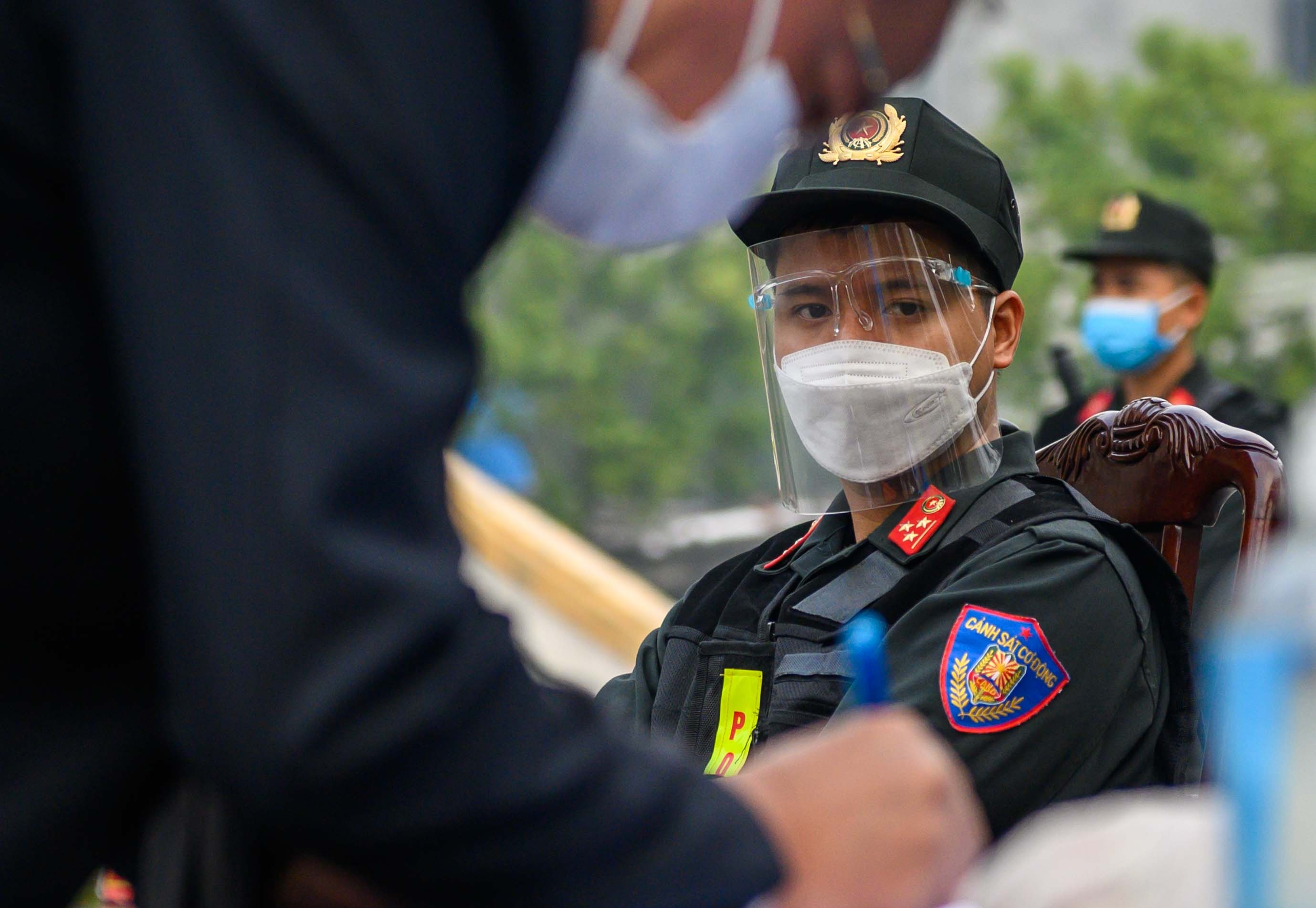 vo chong Duong "Nhue" hau toa anh 2