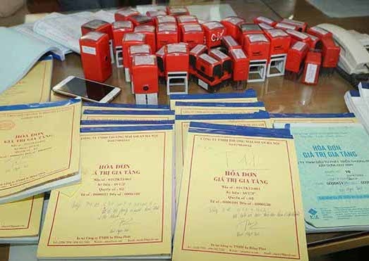 Mo 20 cong ty de mua ban hoa don tri gia 1.000 ty dong hinh anh
