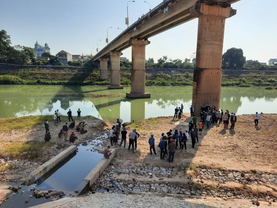 Pho truong phong Tai chinh - Ke toan tu vong anh 1