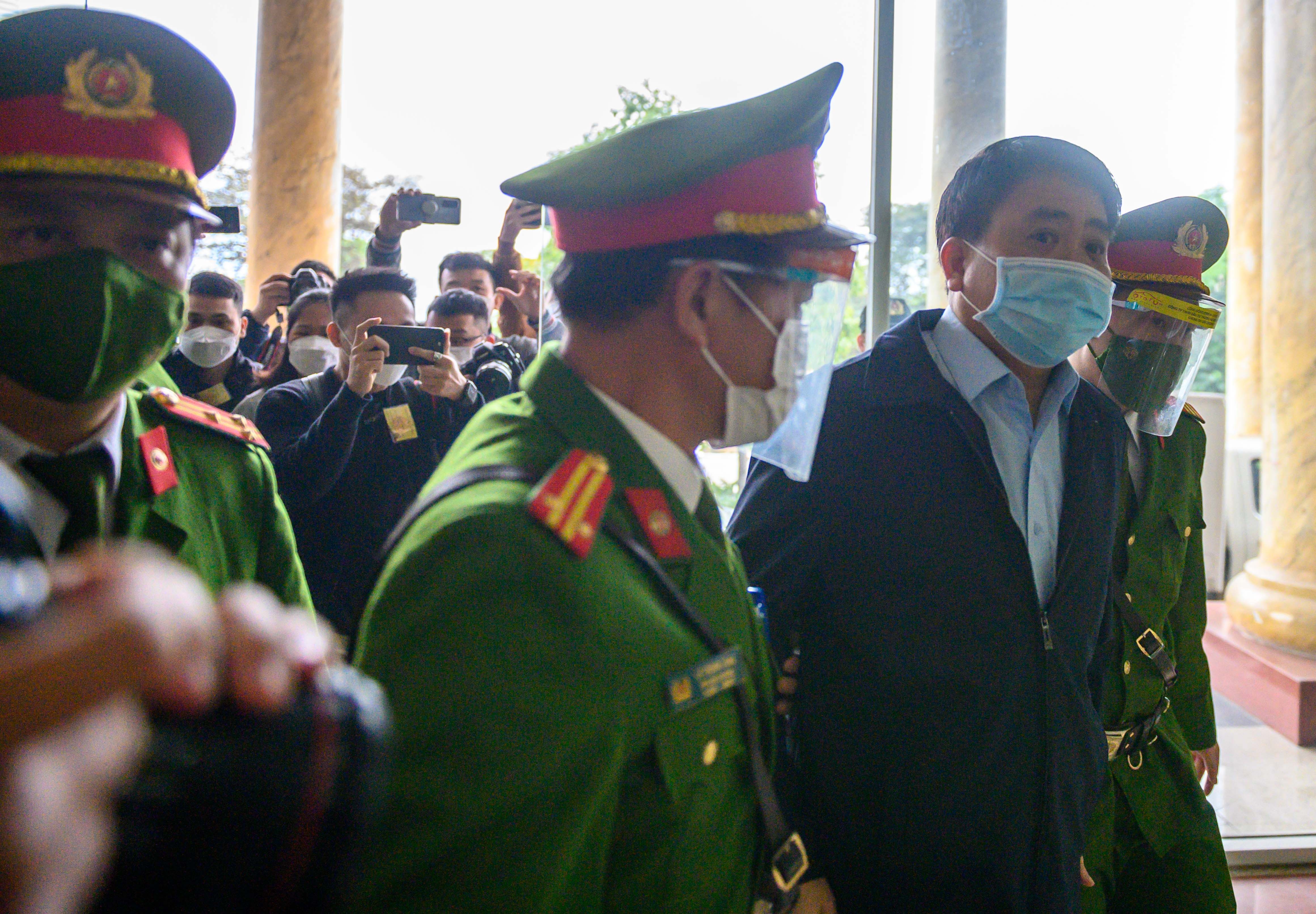 Xet xu Nguyen Duc Chung anh 3