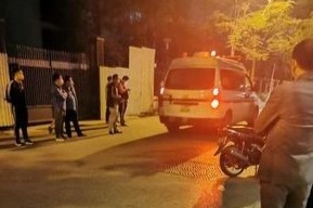 Be trai roi chung cu anh 1