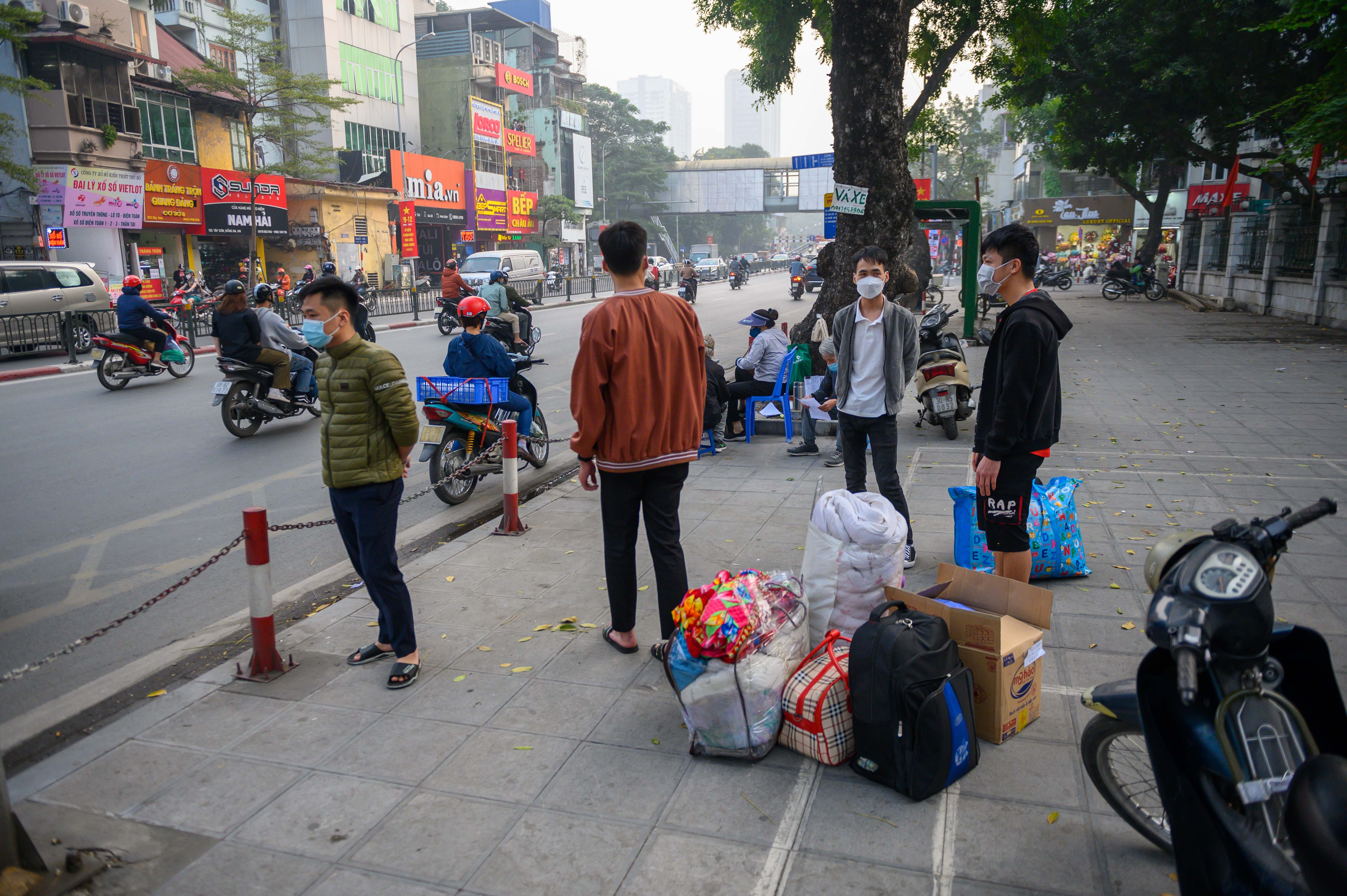 Nhan vien y te qua tai anh 8