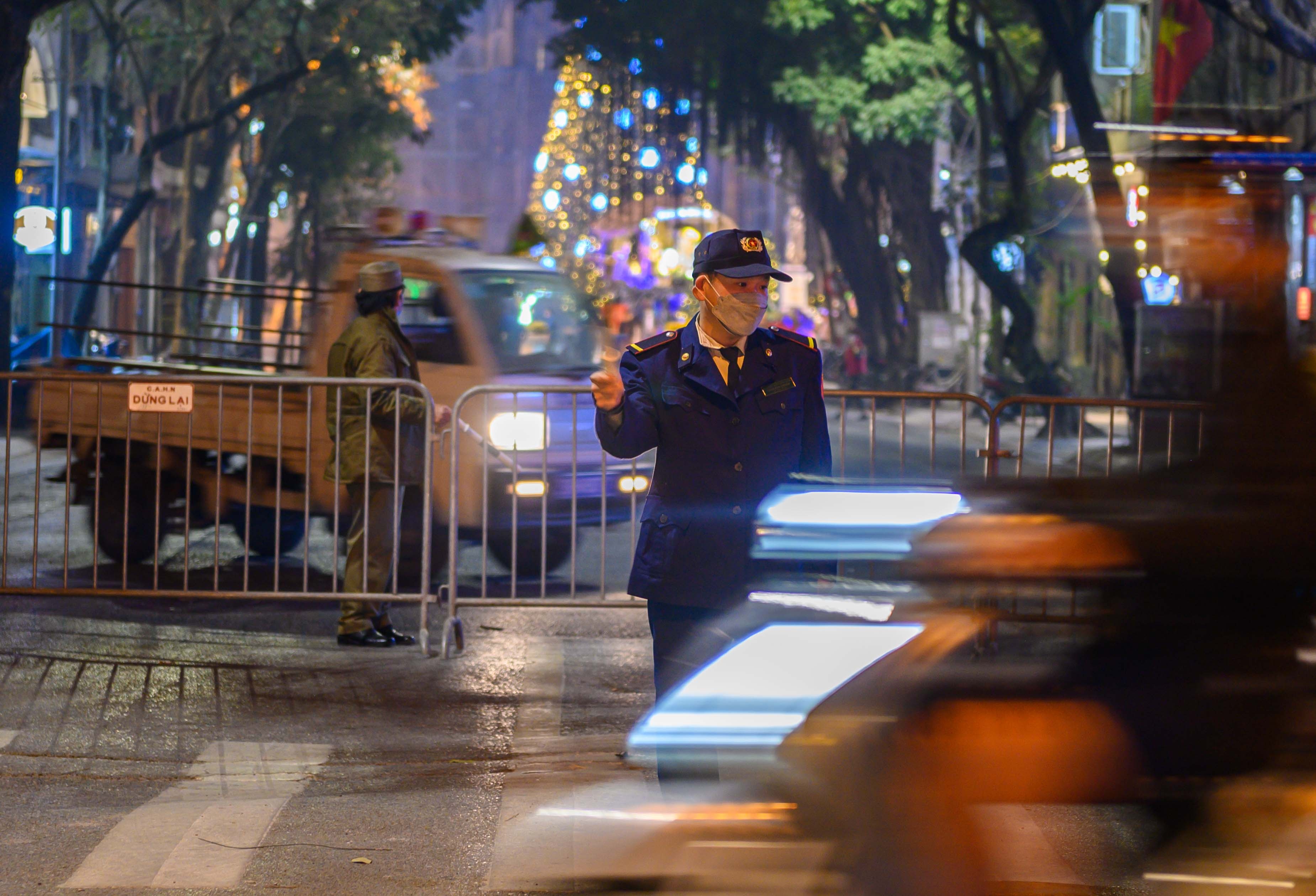 Le Giang sinh Nha tho Lon anh 1