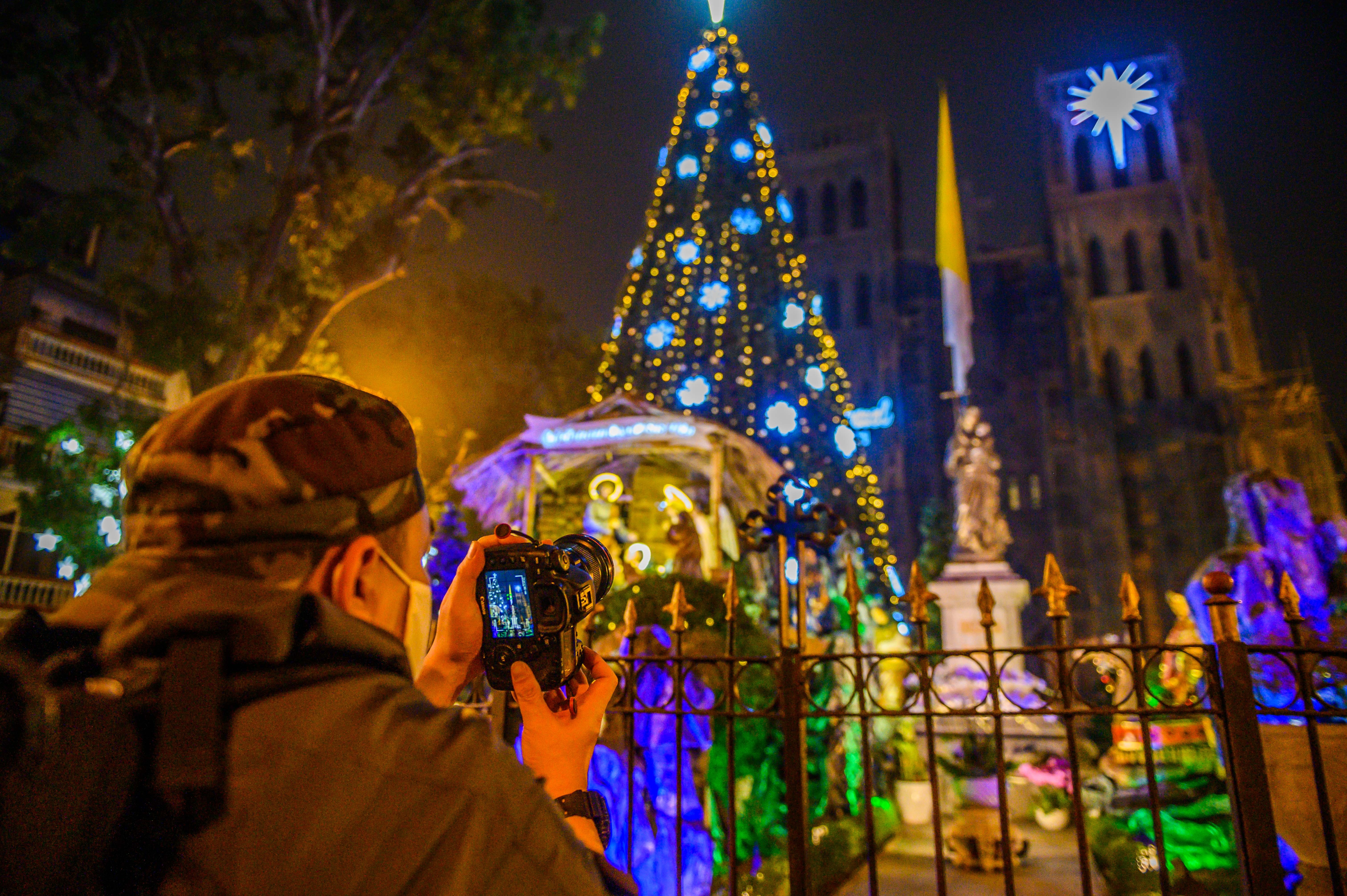 Le Giang sinh Nha tho Lon anh 3