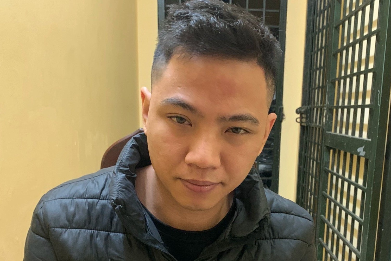 Benh nhan tam than dieu hanh duong day tin dung den hinh anh