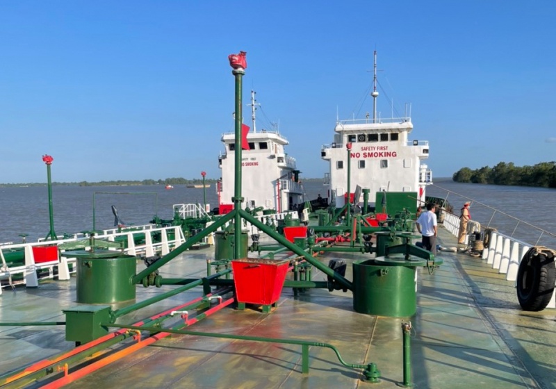 Chieu hoi lo cua trum duong day xang dau gia hinh anh