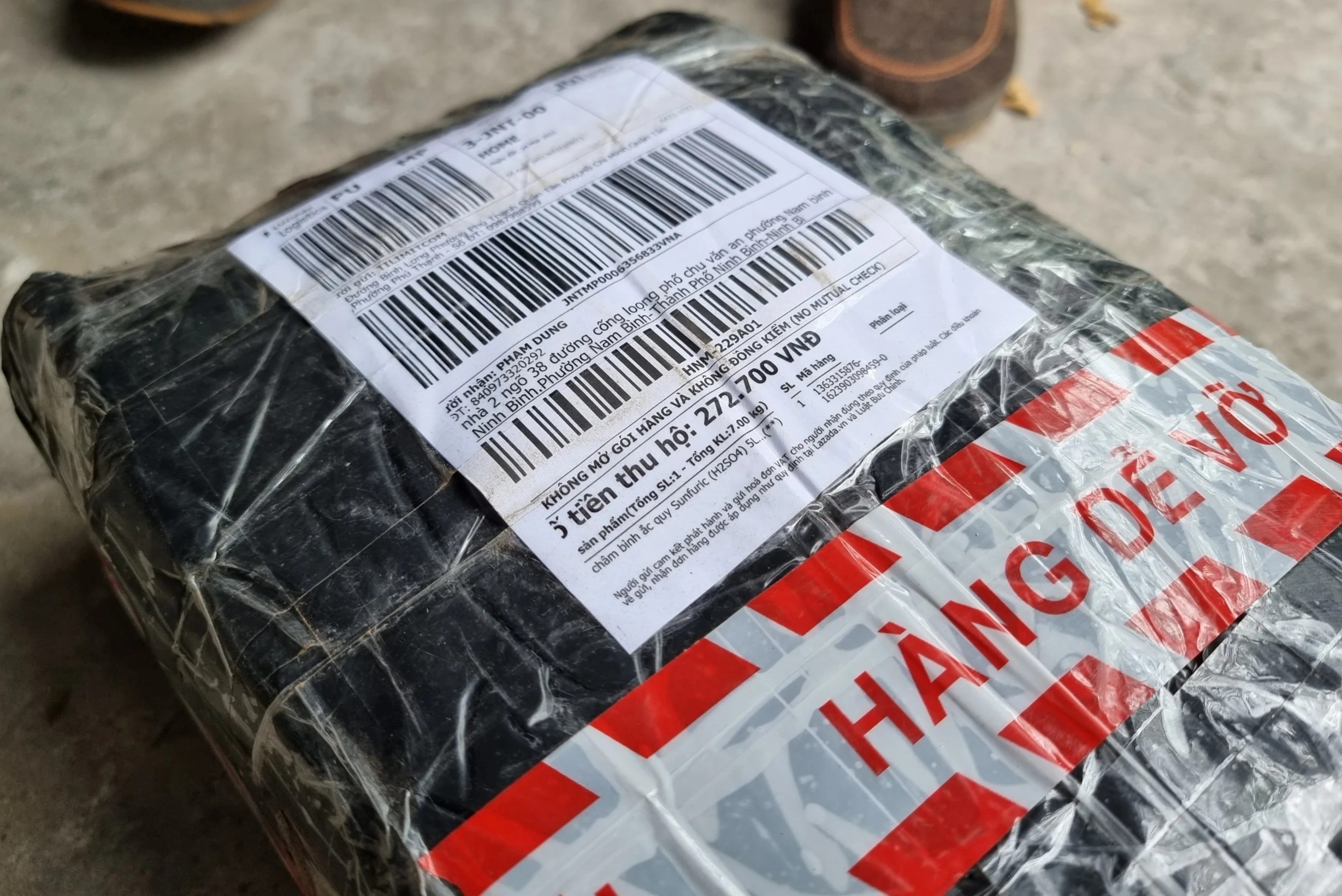 Nghi pham giet nguoi tinh, phan xac o Ninh Binh dat mua axit? hinh anh