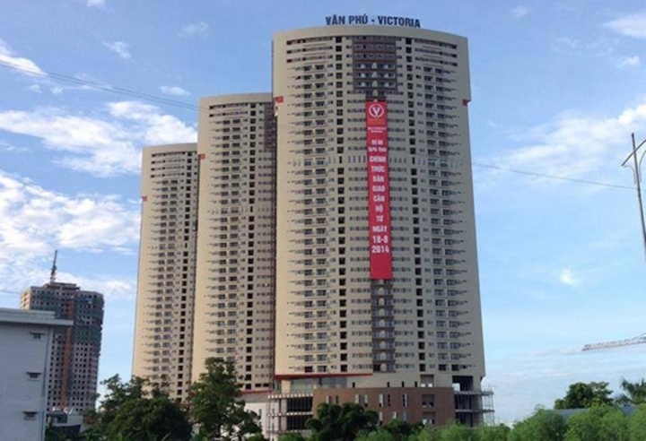 Chia se clip nam sinh nhay lau co the bi xu phat 20 trieu dong hinh anh