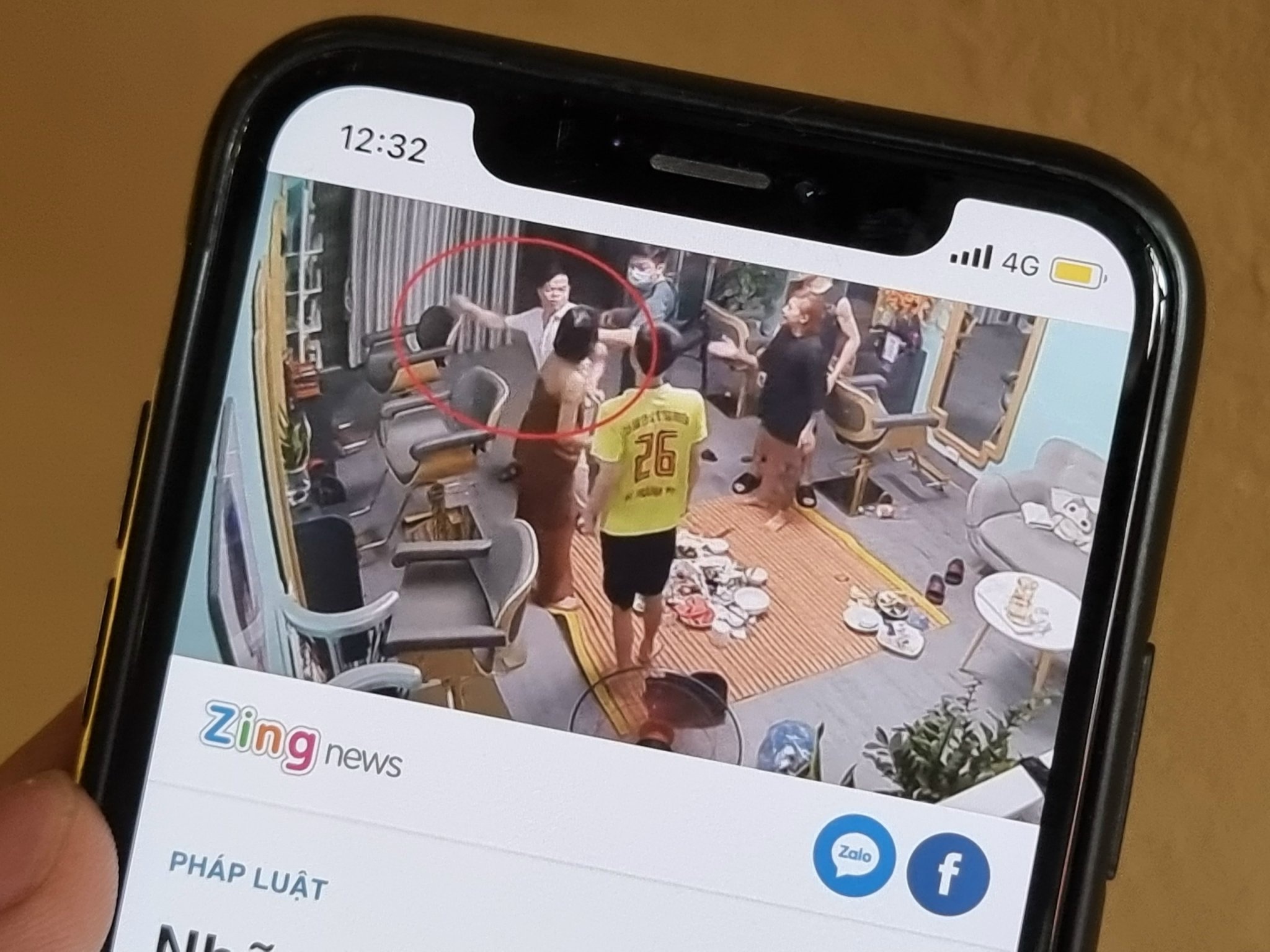 4 cau hoi xung quanh vu pho cong an phuong o Cao Bang danh phu nu hinh anh