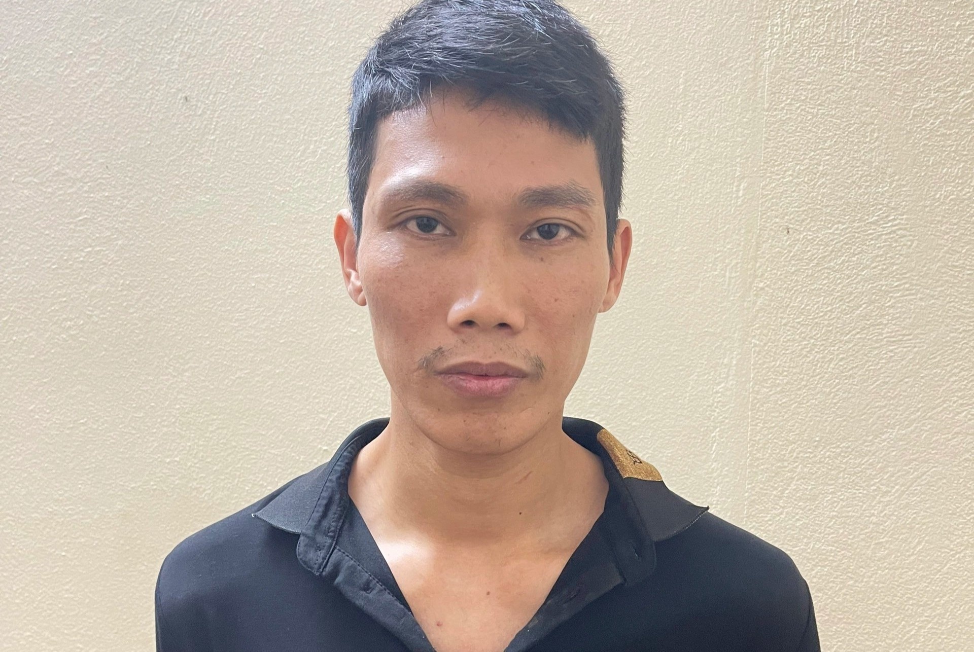 Giet ban gai vi tu choi di nha nghi hinh anh