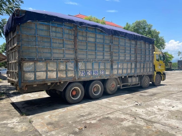 Xac minh thong tin nghi CSGT o Quang Tri danh tai xe gay xuong suon hinh anh