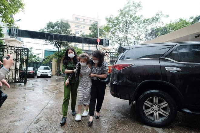 phóng hỏa chung cư khiến một người chết ảnh 2 phong hoa chung cu khien mot nguoi chet anh 2