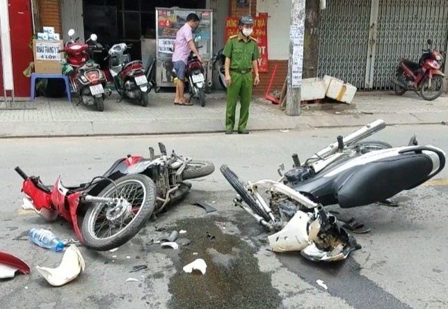 Nam sinh lop 10 bi khoi to sau vu tai nan giao thong chet nguoi hinh anh