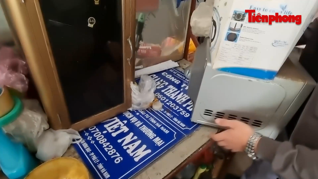 duong day nhap sieu xe bieu tang anh 2