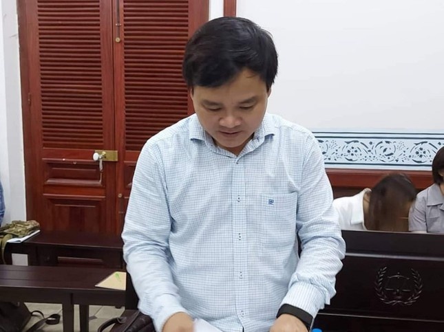 Luat su kien than chu anh 1