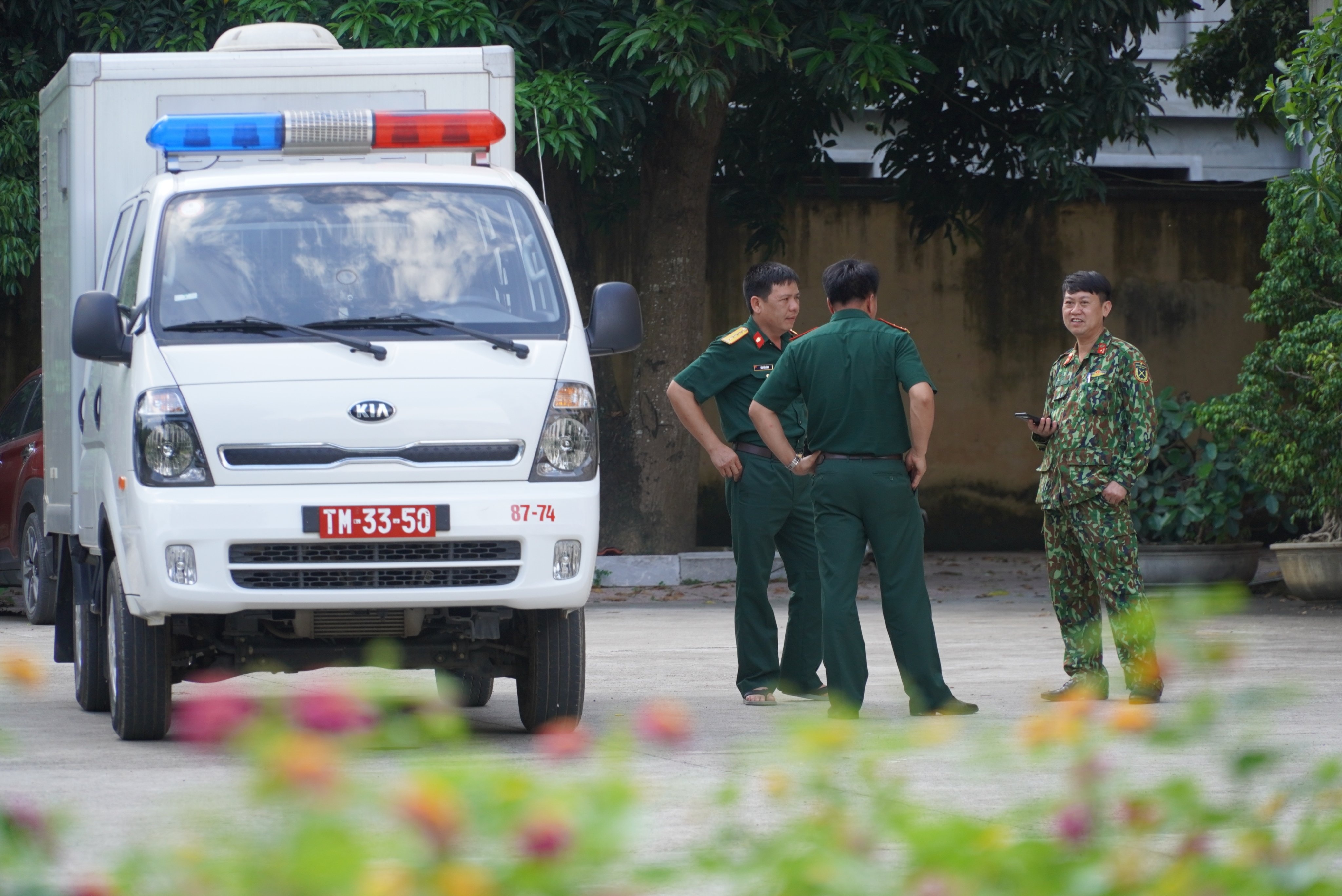 Trieu Quan Su bi bat anh 3