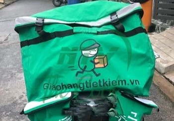 Chiem doat hon 100 dien thoai tu he thong cua cong ty giao hang hinh anh