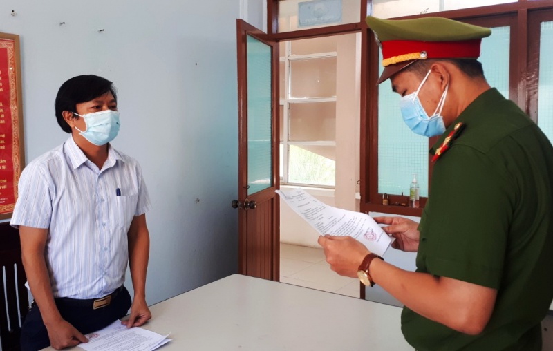 Truy tố Cựu Phó Chủ tịch thường trực UBND tỉnh Phú Yên ảnh 4 Truy to Cuu Pho Chu tich thuong truc UBND tinh Phu Yen anh 4
