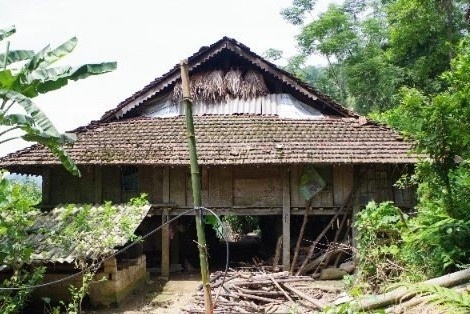 be gai bi hiep dam anh 1