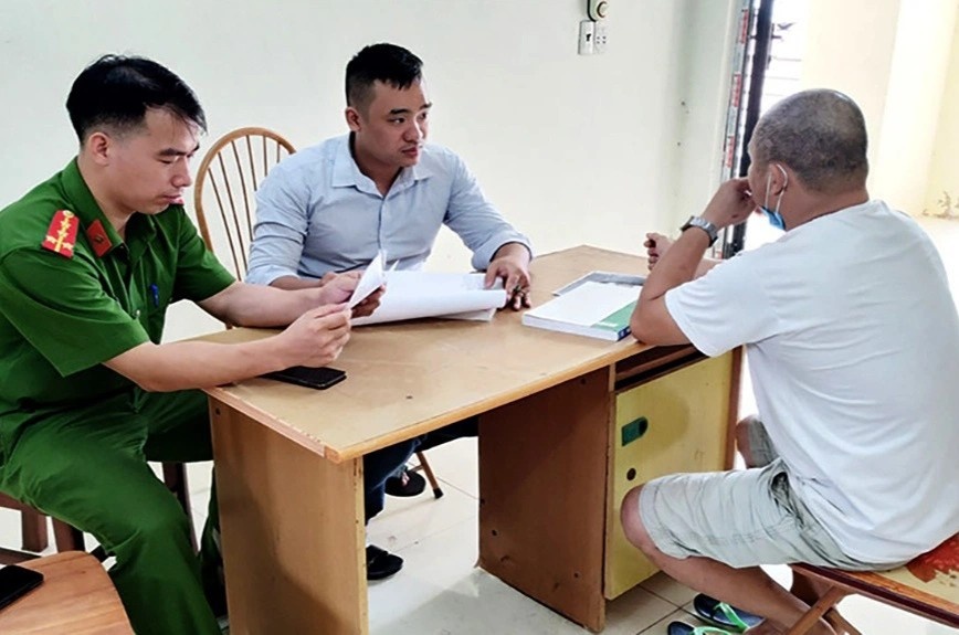 YouTuber trieu view bi xu phat vi dang video sai su that hinh anh