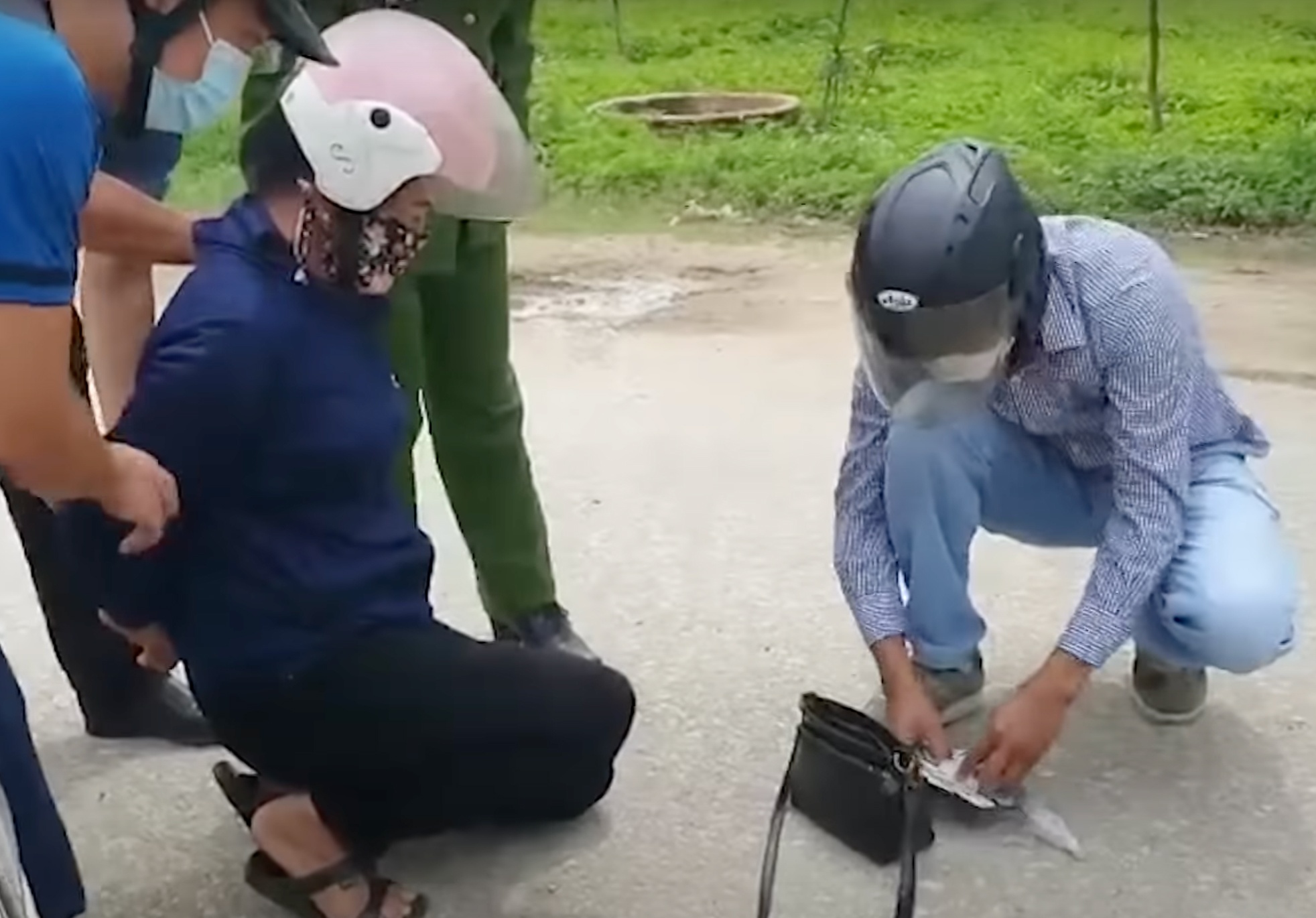 Gai ma tuy de vu khong anh 1