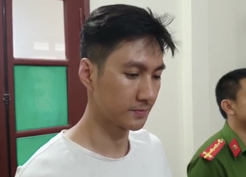 Khoi to bi can trong duong day danh bac rikvip anh 1