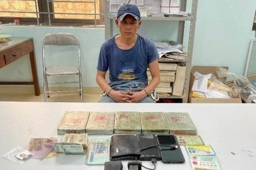 Công an bị thương khi truy bắt tội phạm truy nã ảnh 1 Cong an bi thuong khi truy bat toi pham truy na anh 1