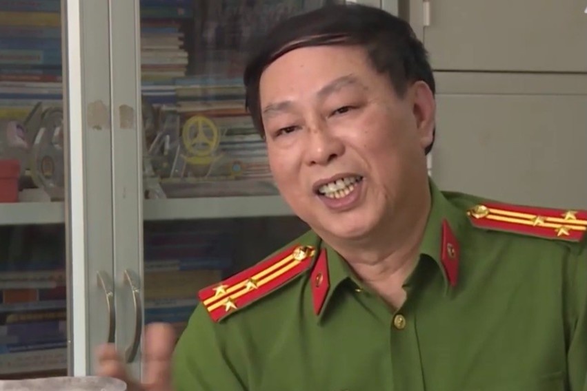 co gai mat tich anh 3