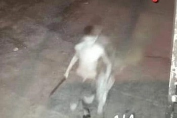 Khoi to 2 thieu nien cam dau bang nhom chem nguoi hinh anh