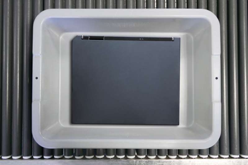 ly do laptop duoc bo khoi tui khi qua cua an ninh anh 1