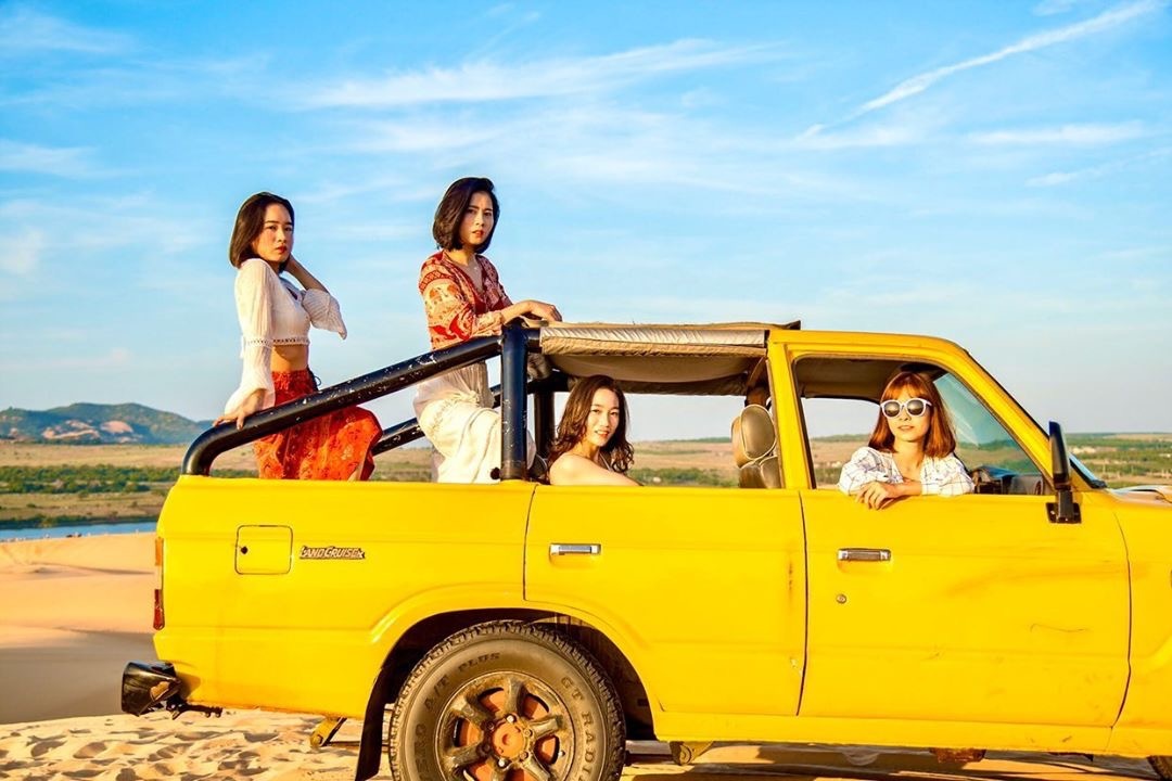 Bau Trang - cung duong vuot bien khien nhieu tin do xe dich phai long hinh anh