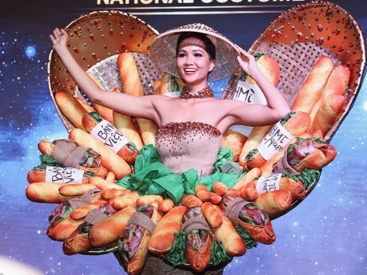 Banh mi Viet va buoc chuyen minh tren ban do am thuc quoc te hinh anh