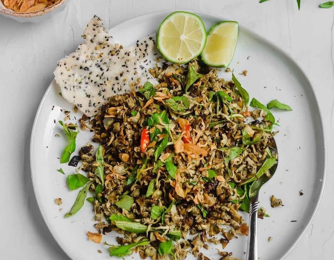 Banh dap hen xao va cac mon hen tham dam huong vi mien Trung hinh anh