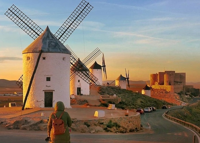 Thien duong coi xay gio dep nhu tranh ve o Tay Ban Nha hinh anh