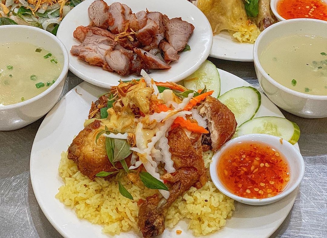 Nhung quan com ga hut khach o TP.HCM hinh anh