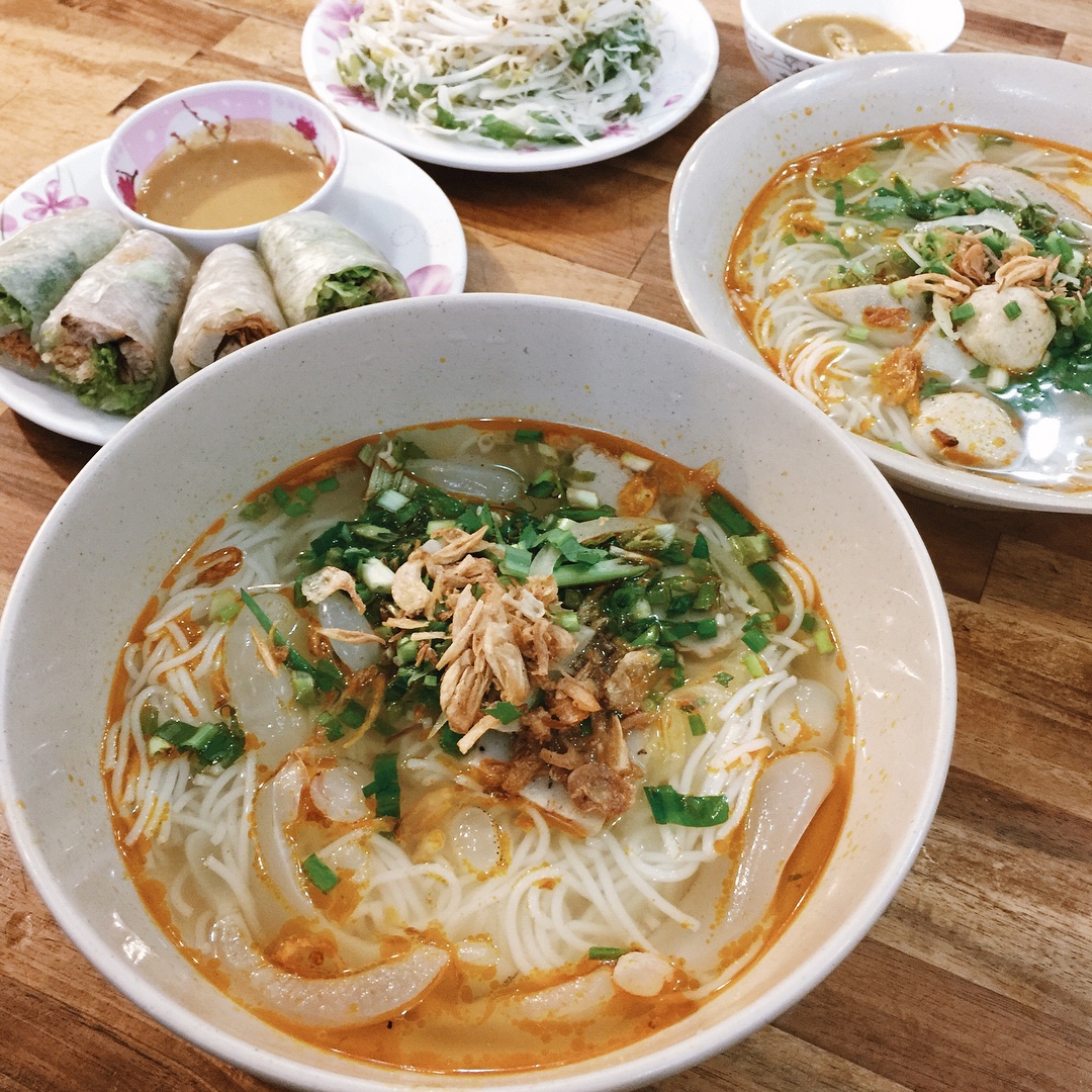 an bun cha ca o TP.HCM anh 1