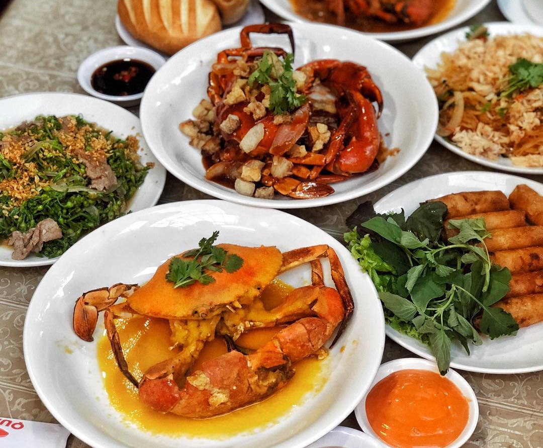 An hai san chat luong o 4 quan binh dan tai TP.HCM hinh anh