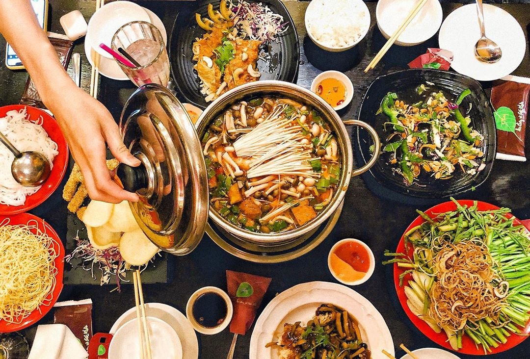 4 quan lau chay ngon tai TP.HCM hinh anh