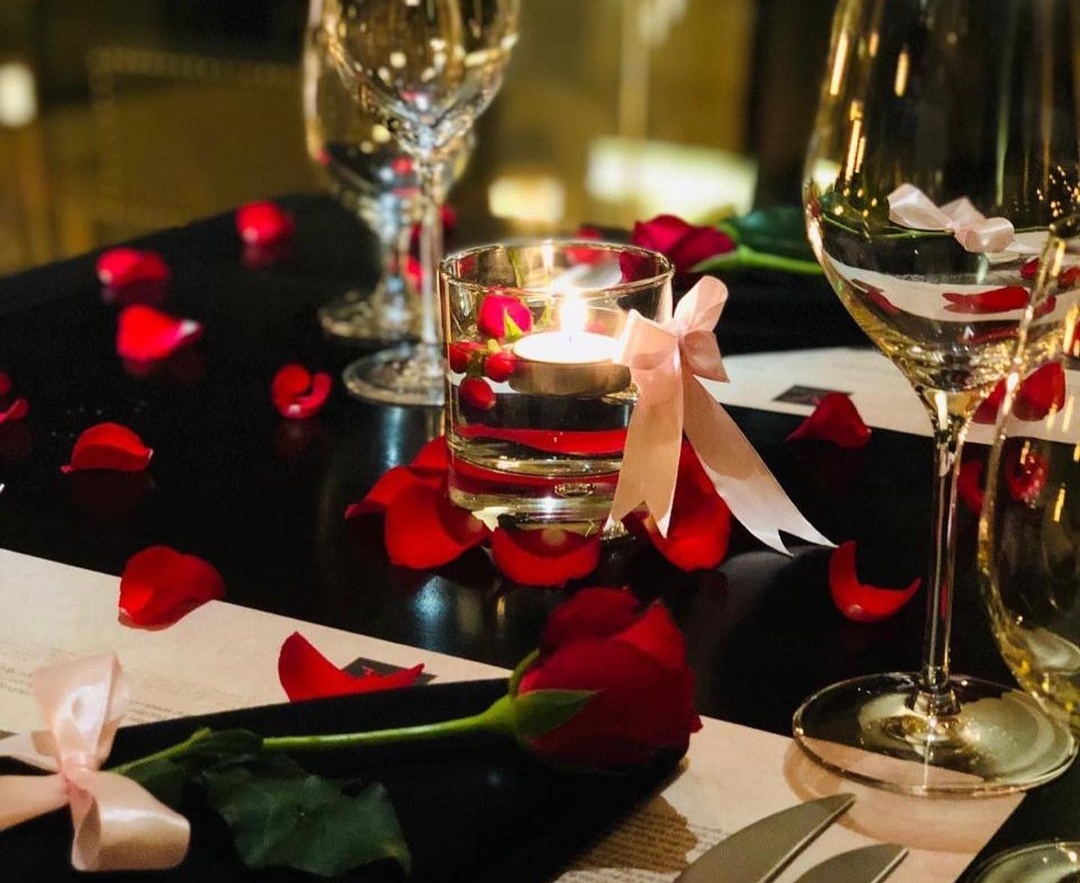 4 khong gian lang man tai TP.HCM cho buoi hen ngay 20/10 hinh anh