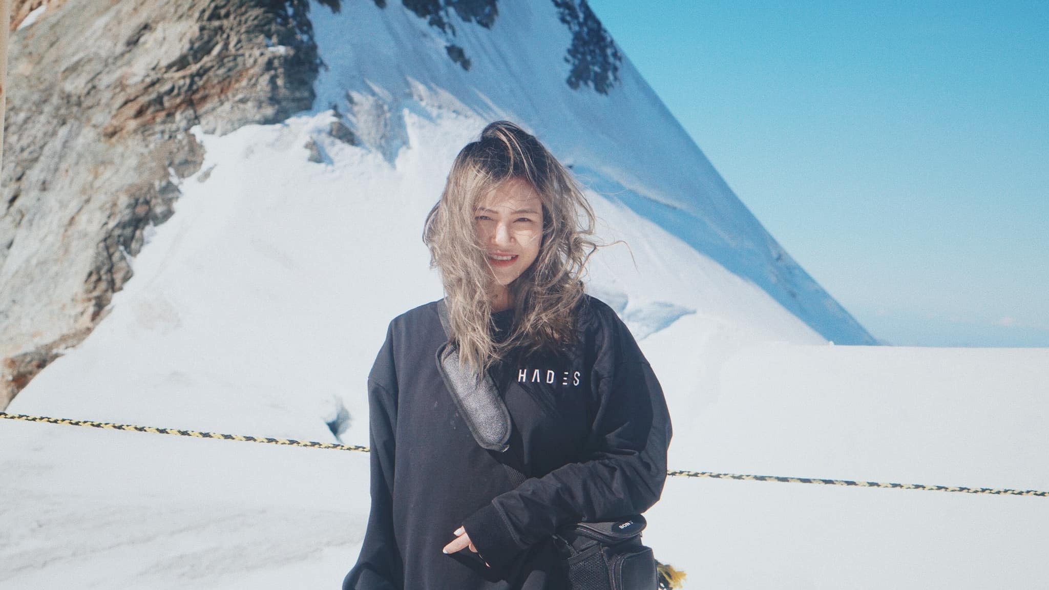 Thuy Si dep nhu giac mo trong hanh trinh cua 9X hinh anh