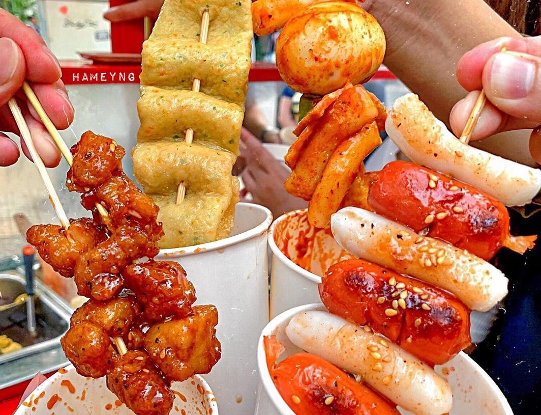 An gi o khu pho di bo Nguyen Hue voi 100.000 dong? hinh anh